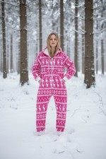 Kuscheliger Winter Jumpsuit Damen – Weihnachtsmotiv – STARK REDUZIERT !!!