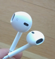 Apple EarPods