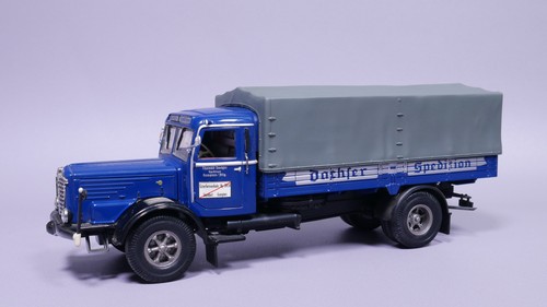 Minichamps büssing 8000 - 1:43,