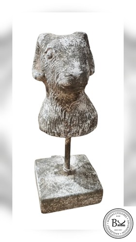 Figur auf sockel widder - figur,