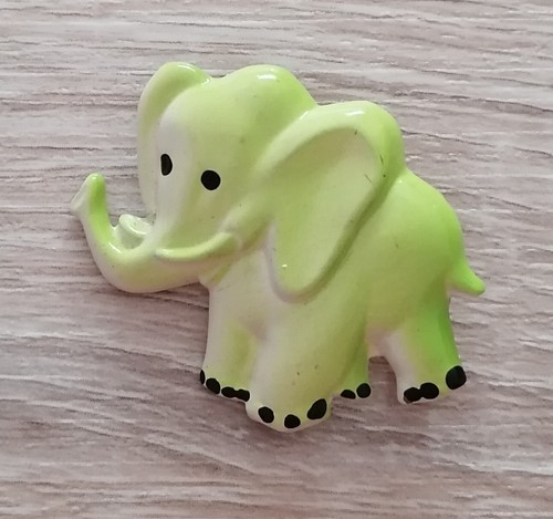 Elefant ddr brosche button - elefant,