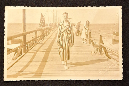 Altes foto mann - foto, seebrücke