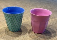 Melanie Becher Rosa / Grün mit Blau 2 Stück von RICE