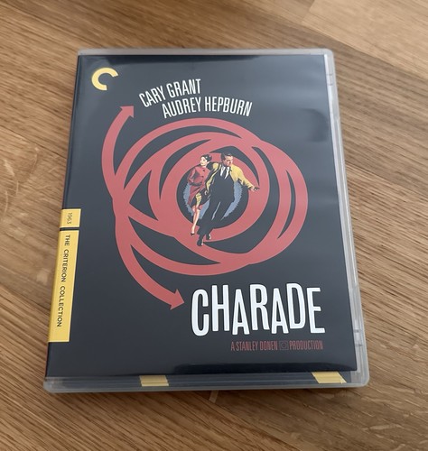 Charade blu ray criterion - charade,
