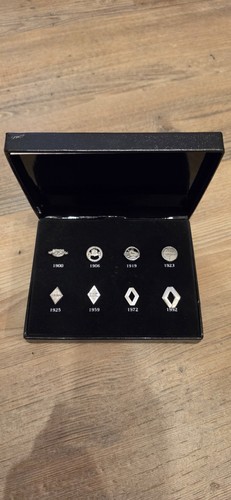 Renault pins anstecknadeln set - pins/anstecknadeln,