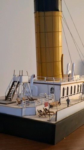 Titanic deck model,