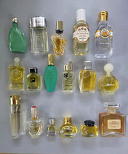 Parfum Miniaturen, Sammlung, Konvolut 17 Stck, Carven, Paco Rabanne, Caron, uvm