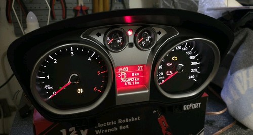 Ford focus tacho - ford,
