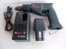 Bosch Akku- Schrauber mit Akku 4,0 Ah und Schnell-Ladegerät mit 10 mm Bohrfutter