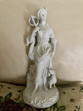Royal München, Figur, Bäuerin bei der Ernte. Bisquitporzellan, 27  cm hoch.