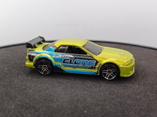 Hot wheels nissan skyline jdm - nissan,