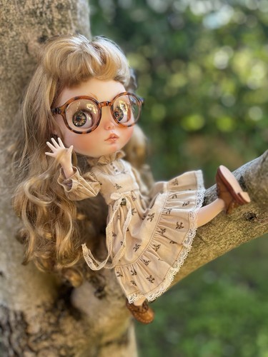 Blythe doll custom ooak - blythe,