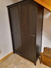 Kleiderschrank + Spiegel