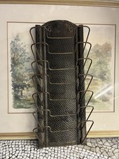 Antiker Zeitungshalter Wand