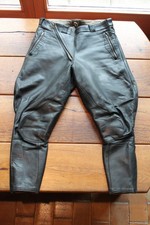 Schöne schwarze vintage