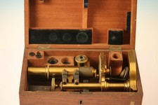 Historisches Mineralogisches Mikroskop Seibert, ca. 1880, antique pol microscope