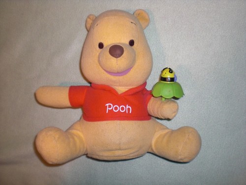 Winnie pooh mit biene - winnie,