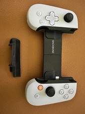 BACKBONE One Mobiler Gaming-Controller für das iPhone (Lightning)