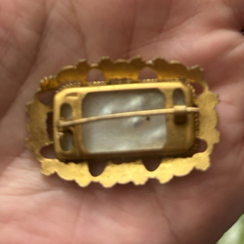 Goldfarbene
