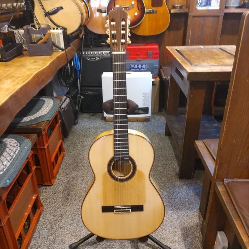 Klassische akustikgitarre - klassische,