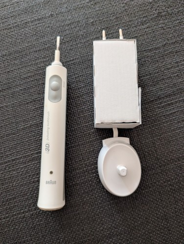 Oral pulsating toothbrush - oral, b