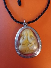 BUDDHA ANHÄNGER AUS THAILAND MIT KORDEL NEU