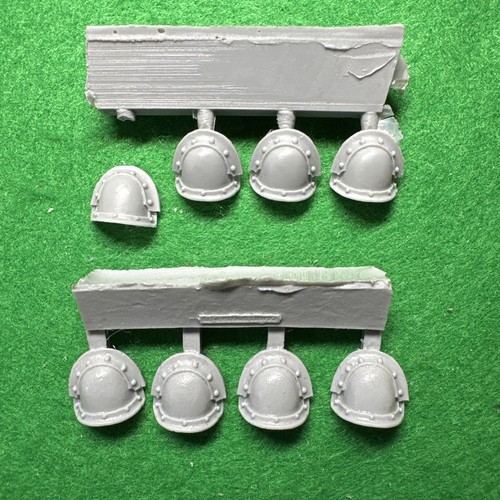 Warhammer 40k marine resin - warhammer,
