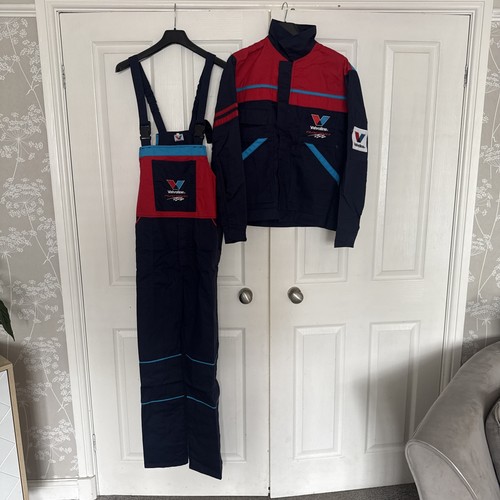 Valvoline racing mechanics - racing,