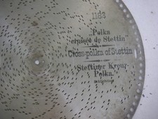 Stettiner Kreuz Polka Polyphon Blechplatte 39,5cm antik music box disc 15 1/2" 
