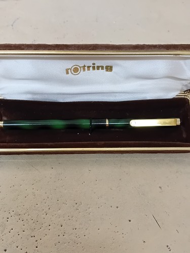 Rotring green marble effect - green,