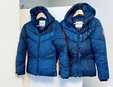 Sehr guter Zustand dunkelblaue