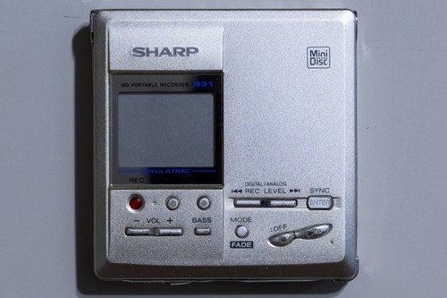 Sharp mt831 mini disc - md-mt831-s,
