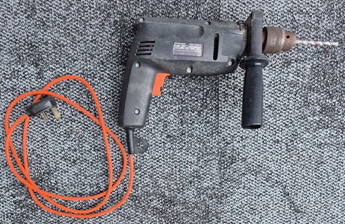 Black und decker bohrhammer - black,