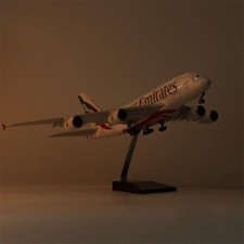 Led 1:160 Emirates Airbus A380