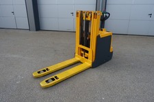 Jungheinrich EJD 220 Ameise Hochhubwagen Triplex Initialhub 2t Bauhöhe nur 1,3m