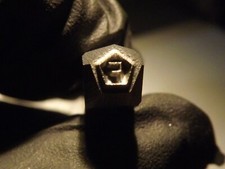 3,4 X 3.3 mm  Schlagstempel