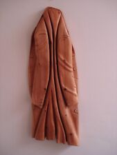 Kunst aus massivem Zirbenholz + wohngesund und originell + " Der Mantel "