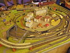 Märklin H0 Anlage (nicht Fleischmann, nicht Trix, kein Gleichstrom.)