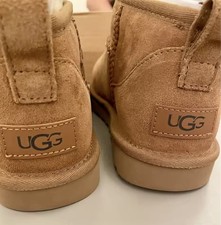 Ugg Damen Mini gefütterte