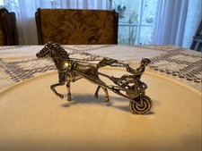 Antiker Sulky mit Gespannwagen