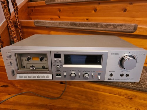 Akai f37 - akai,