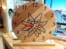 Standuhr Buche 27x25cm max