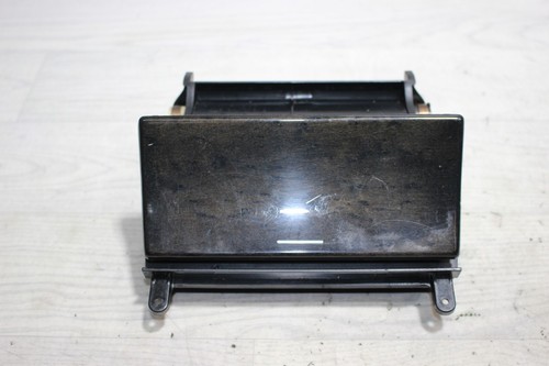 Aschenbecher ablagefach - aschenbecher,