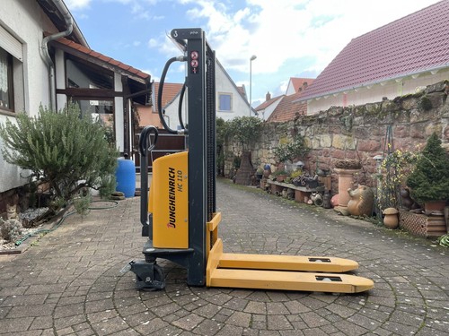 Jungheinrich 110 - jungheinrich, hc