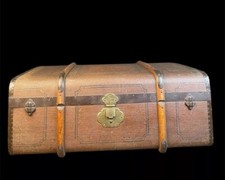 Antiker Überseekoffer Ca. Um