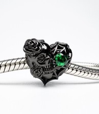 Schwarzer Totenkopf Charm Bead
