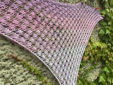 UNIKAT NEU Tuch Schultertuch Handarbeit gehäkelt 