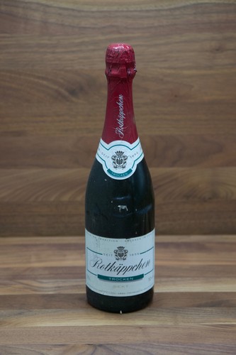 Alte flasche rotkäppchen - rotkäppchen, sekt