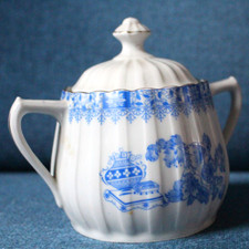 alt groß Kronester 15 cm