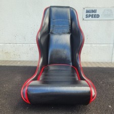 Sportlicher Sitz - GFK-Schale Kunstleder schwarz-rot Einzelstück